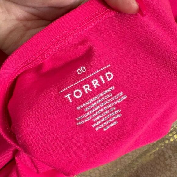 Torrid Hot Pink Glo Neon Halter Top 00 Medium 10 NWOT - Picture 4 of 7